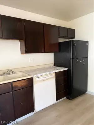 1218 Fraya Drive D, Las Vegas, NV 89119 Kitchen