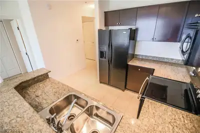 8255 Las Vegas Boulevard 819 Kitchen