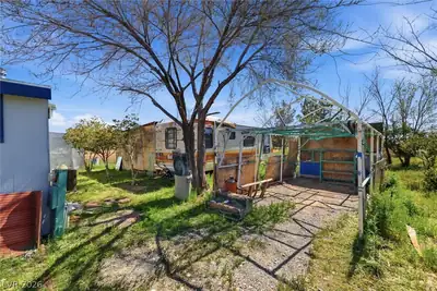 1201 Pioche Street Yard