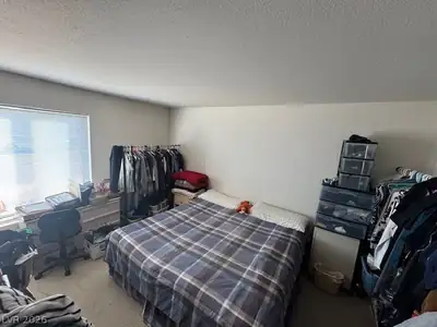 5532 Azuza Avenue Bedroom