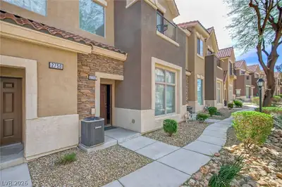 2752 Fountain Vista Lane, Henderson