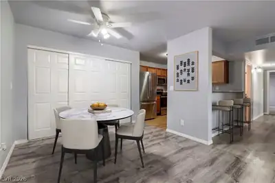 2121 Blue Breeze Drive 107 Dining Area