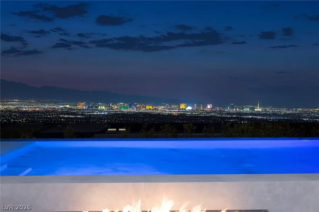 665 Overlook Rim Drive, Henderson, NV 89012