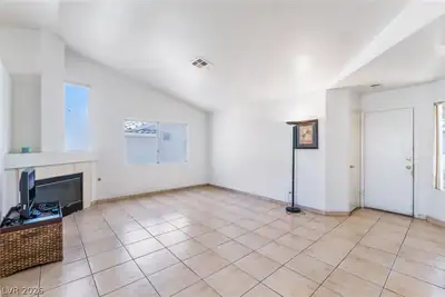 2220 Misty Ridge Circle, North Las Vegas, NV 89032 Living Room