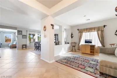 5536 Criollo Drive, Las Vegas, NV 89122 Living Room