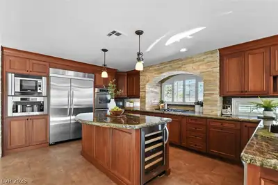 9155 Harvest Homes Street, Las Vegas, NV 89123 Kitchen