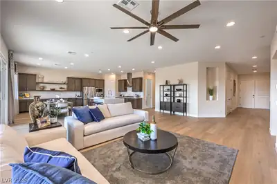 4877 Verde Mesa Court, Las Vegas, NV 89149 Living Room