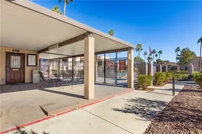 4291 Sanderling Circle 124 Patio