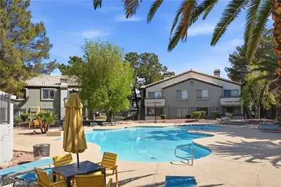 3065 Casey Drive 101 Pool