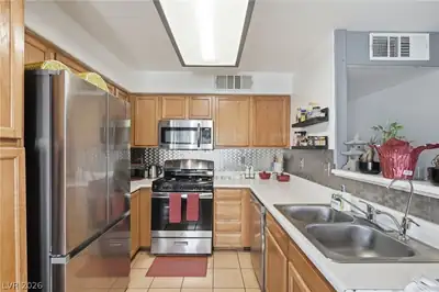 3065 Casey Drive 101 Kitchen