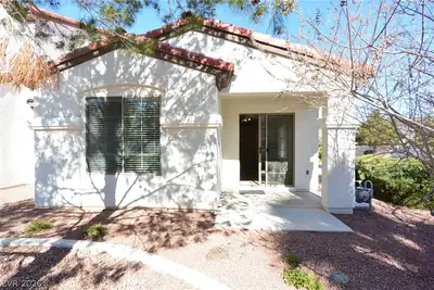 7265 Sheared Cliff Lane 101 Patio