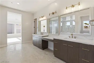 7615 West Pebble Road Primary Bathroom