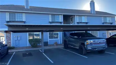 5801 Medallion Drive 202 Las Vegas, NV 89122
