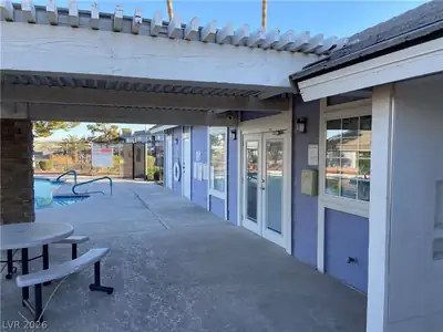 5801 Medallion Drive 202, Las Vegas, NV 89122 Patio
