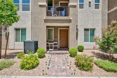 668 Tiarella Lane, Henderson