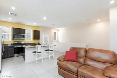 668 Tiarella Lane, Henderson, NV 89015 Living Room