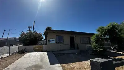 1649 Stocker Street, North Las Vegas, NV 89030 Front of Structure