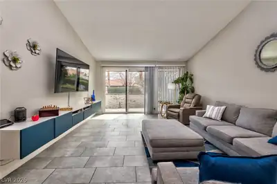 2461 El Paseo Circle, Las Vegas