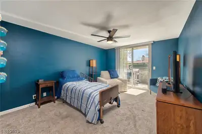 2461 El Paseo Circle, Las Vegas, NV 89121 Primary Bedroom