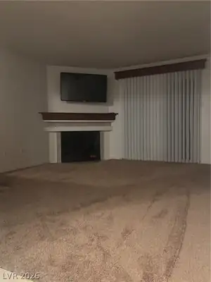 220 Mission Newport Lane 201 Living Room