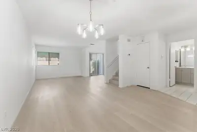 2220 Pine Breeze Lane 102 Living Room