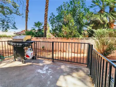 3370 Milenko Drive, Las Vegas, NV 89121 Patio