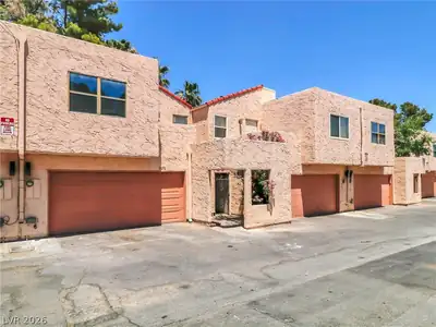3370 Milenko Drive, Las Vegas, NV 89121 Front of Structure