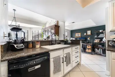 3203 La Mancha Way, Henderson, NV 89014 Kitchen