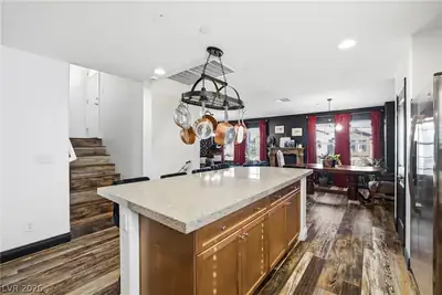 363 Gracious Way, Henderson, NV 89011 Kitchen