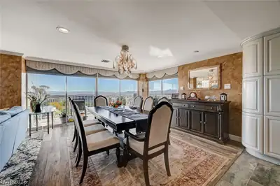 3111 Bel Air Drive 10H Dining Area