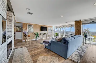 3111 Bel Air Drive 10H Las Vegas, NV 89109
