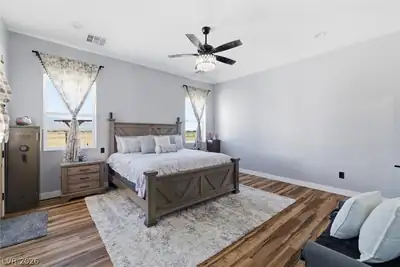 601 North Helen Street Bedroom