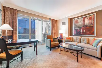 135 East Harmon Avenue 2317 Living Room