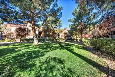 2200 South Fort Apache Road 1050, Las Vegas, NV 89117 Yard