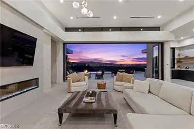 467 Cityview Ridge Drive, Henderson, NV 89012 Living Room