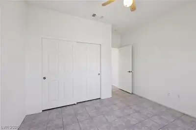2183 Point Mallard Drive Bedroom