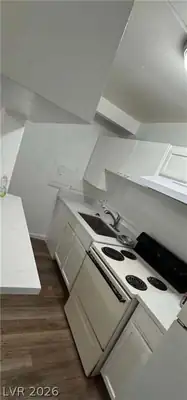 312 West Cleveland Avenue 8 Kitchen