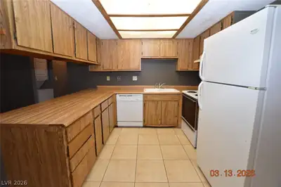 4300 North Lamont Street 223 Kitchen