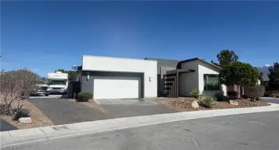 4816 East Cactus Canyon Drive Pahrump, NV 89061