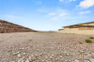 25 Sanctuary Peak Court, Henderson, NV 89012 Yard