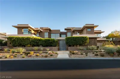 91 Hawk Ridge Drive, Las Vegas, NV 89135 Front of Structure
