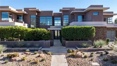 91 Hawk Ridge Drive, Las Vegas, NV 89135 Front of Structure