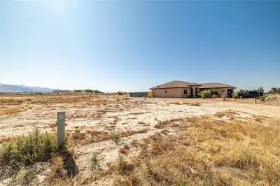 1611 South Enchanted Mesa Street Yard