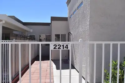 2214 Pebble Creek Lane, Laughlin