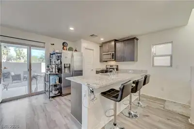 2238 Cosgrove Street, Las Vegas, NV 89115 Kitchen