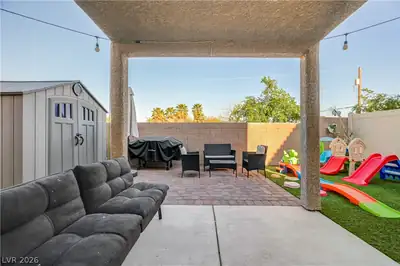 2238 Cosgrove Street, Las Vegas, NV 89115 Patio