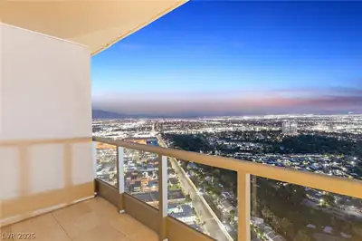 322 Karen Avenue 4202 Patio