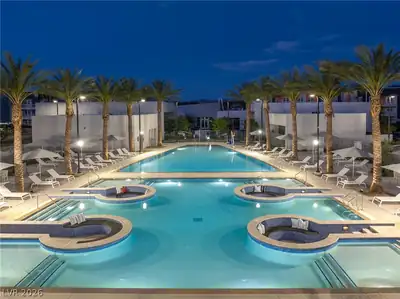 11055 Las Vegas Boulevard 1005 Pool
