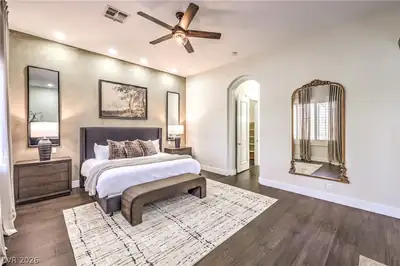 7520 Captains Harbor Drive Bedroom
