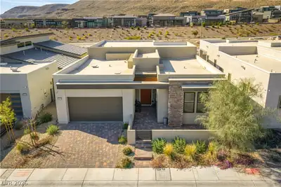 11033 Concord Valley Drive, Las Vegas, NV 89135 Front of Structure